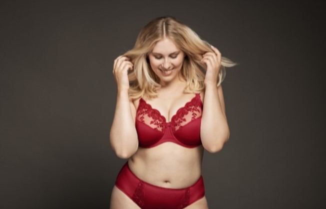 Ulla-Ella-feuer-HW2020 (1)