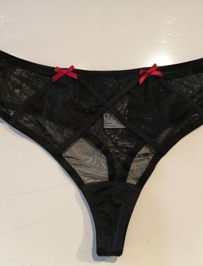 Exclusive Line String